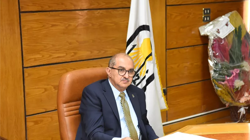 رئيس جامعة أسيوط يُعلن تعيينه لوكيلين جديدين أحدهما بكلية التمريض والآخر بكلية تكنولوجيا صناعة السكر