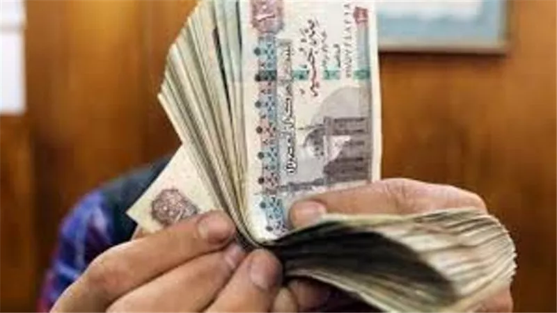 موظف البريد استولى على أموال العملاء،.. بمطروح