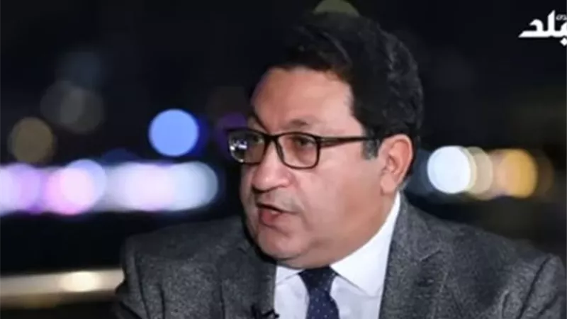 طبيب يحذر من السجائر الإلكترونية: تسبب سرطان الرئة والبلعوم.. فيديو