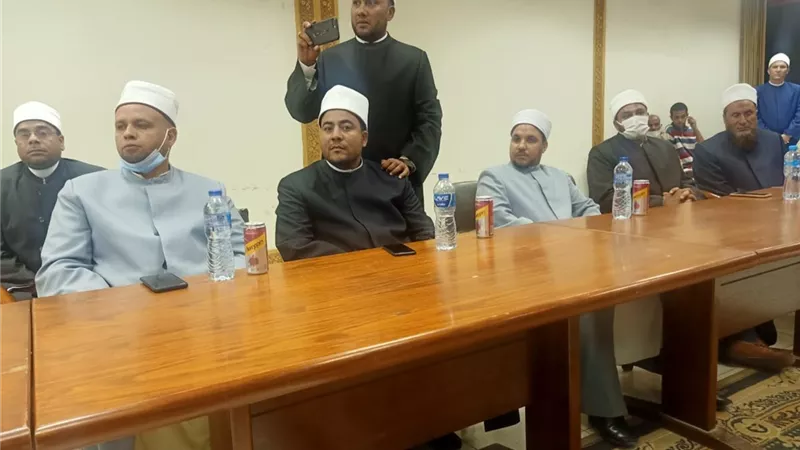 ٢١ واعظة لتصحيح مفاهيم دعوية للمرأة جنوب البحر الأحمر