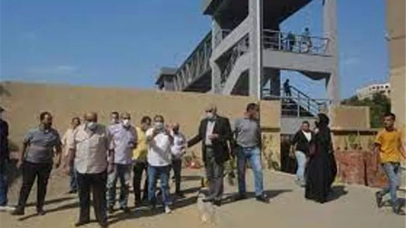 تشغيل كوبري المشاة الجديد بشارع المطار في الجيزة ..فيديو
