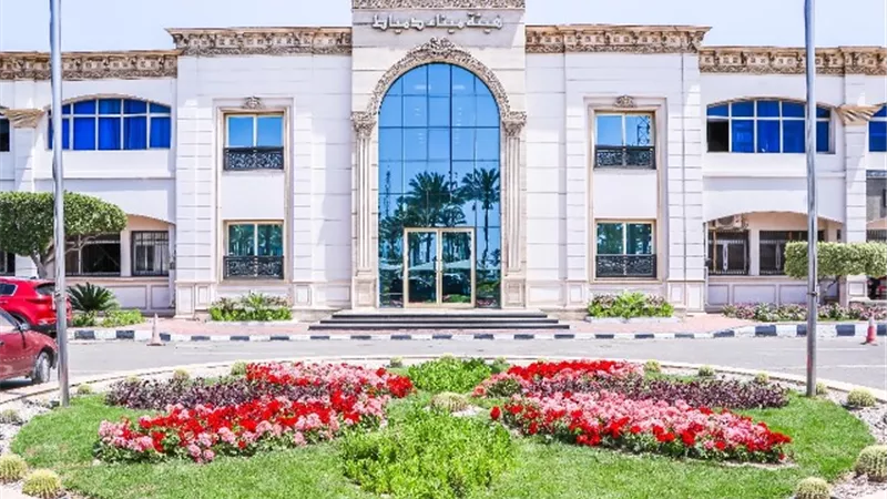 ٥١ ألف طن بضائع عامة وتصدير ٤٩٩ حاوية خضار وفاكهة من ميناء دمياط إلى الخليج وأوروبا وأمريكا