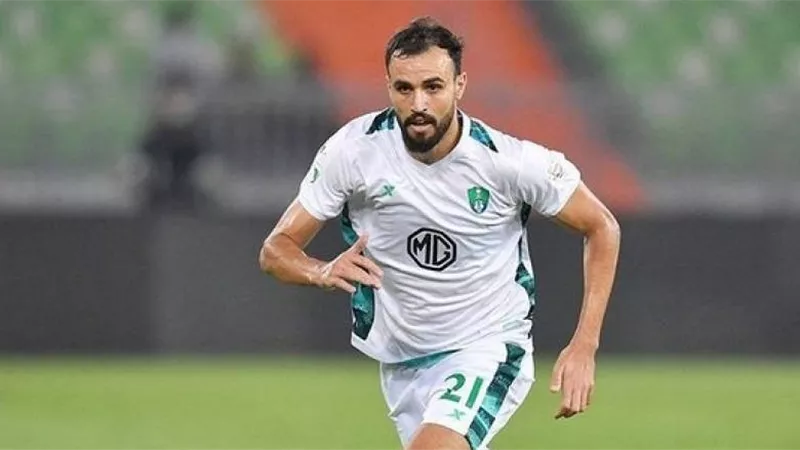 لاعب الزمالك يشعل فتيل الأزمة بين الطائي والأهلى