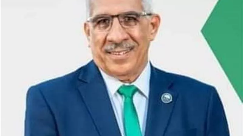 مجدى سليم رئيسا لنادي أسيوط الرياضى وذوالفقار نائباً.. بالصور