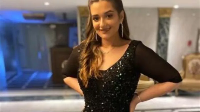 اصابة ملك احمد زاهر