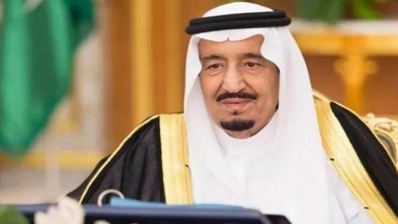 قرار جديد من العاهل السعودي بشأن صلاحية تأشيرات الزيارة