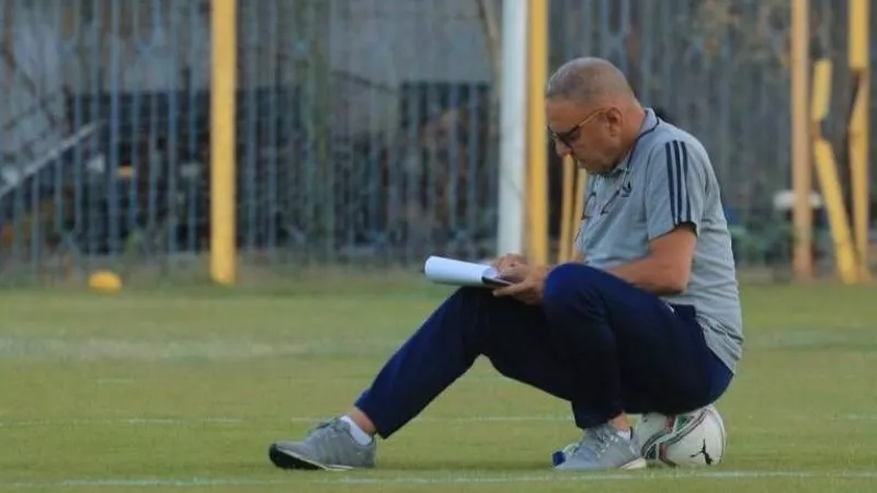 الكورونا تحرم طلعت يوسف من مواجهة الأهلى فى افتتاح الدورى