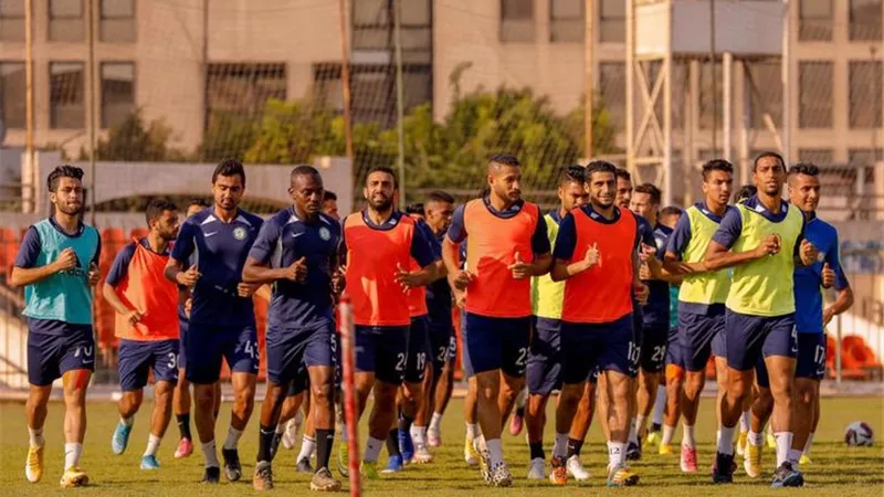 البنك الأهلى يستعد لطلائع الجيش بـ 22 لاعبا