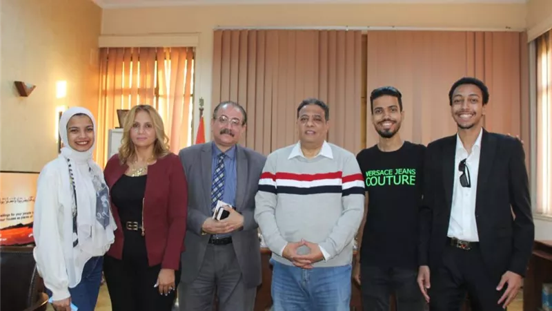 اداب عين شمس تواصل احتفالاتها بانتصارات اكتوبر بندوة : 