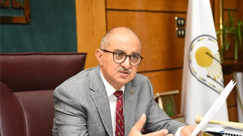 جامعة أسيوط تعلن عن حاجتها لشغل 6 وظائف قيادية شاغرة بقسمي التعليم والمستشفيات الجامعية