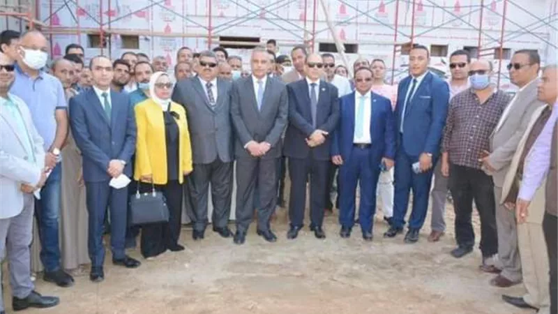 محافظ سوهاج يتفقد أعمال تطوير مستشفى ساقلتة المركزي..صور