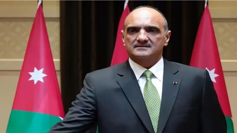 رئيس وزراء الأردن: تحديات كورونا تتطلب المزيد من التعاون بين الدول العربية