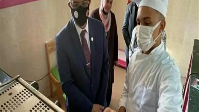 جرامون يتابع سير العملية التعليمية و تطبيق الاجراءات الاحترازية بمدارس بنها
