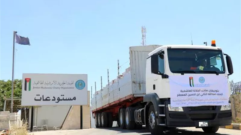 وصول القافلة الخيرية هدية الرئيس لاهالى حلايب وشلاتين