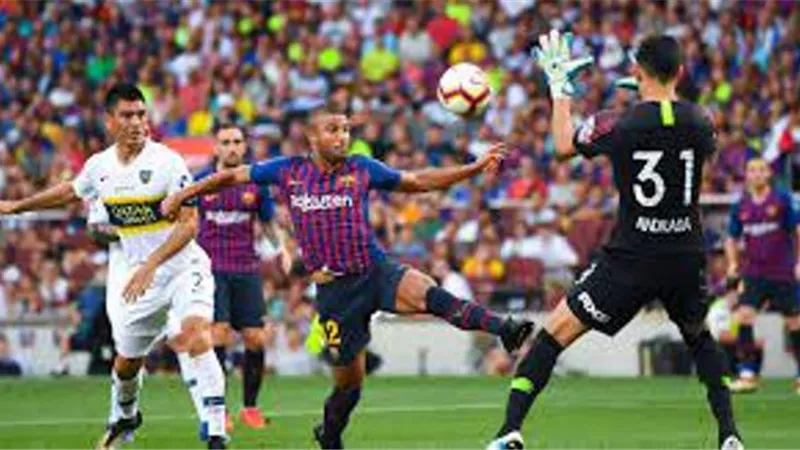 مباراة استعراضية بين برشلونة وبوكا جونيورز بالرياض