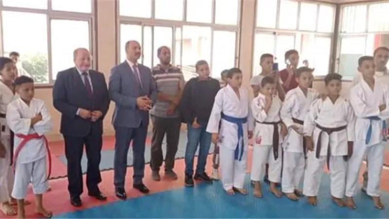 ٤٠٠ لاعبًا يتنافسون على بطولة مديرية التربية والتعليم للكاراتيه بسوهاج..صور