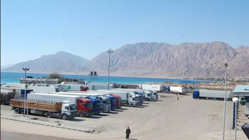 تداول 7700 طن بضائع عامة ومتنوعة بموانئ البحر الأحمر