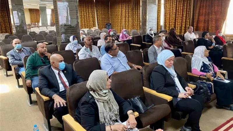 تدريب ٣٠٠ موظف بالتعليم علي مكافحة الحرائق بالسويس لتصنيع البترول