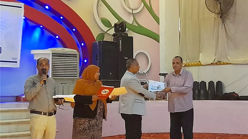 فقرات مسرحية للتوعية بالاستخدام الآمن للإنترنت فى الاحتفال باليوم العالمى للفتاة .. بقوص
