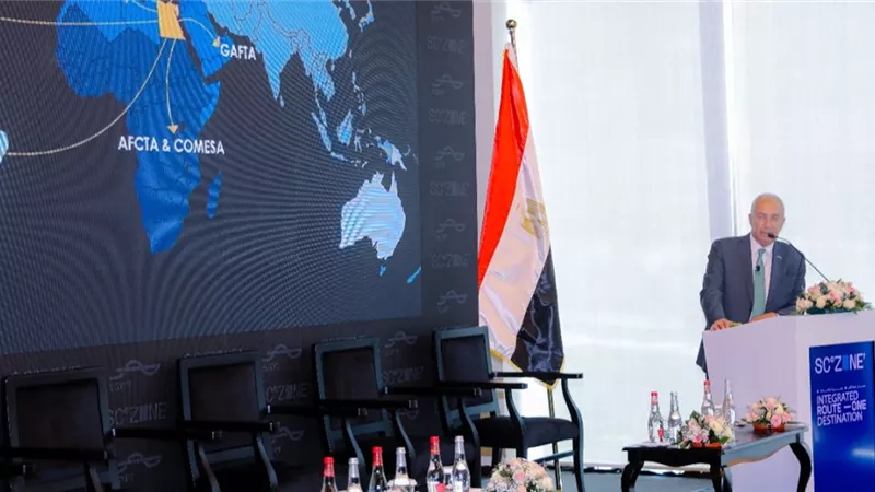 رئيس اقتصادية قناة السويس يستعرض أهم الفرص الاستثمارية بالمنطقة خلال إكسبو 2020 دبي