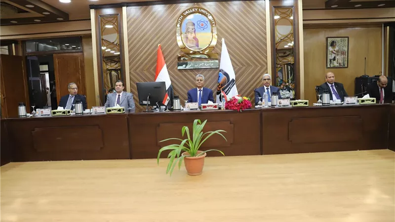 ترشيح الدكتور أحمد عبد الرحمن شقير لجائزة النيل في العلوم الطبية