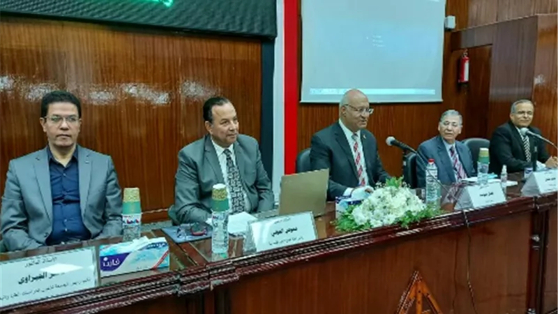 لجنة قطاع العلوم الأساسية تعقد اجتماعها في رحاب جامعة بنها
