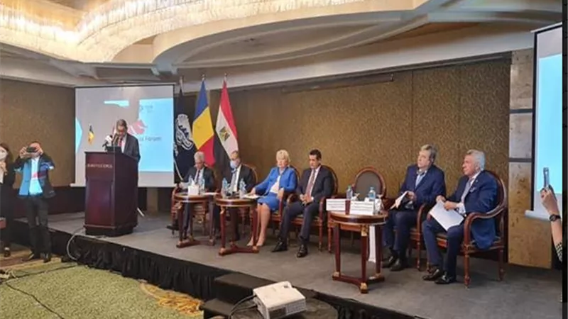 عمال مصر تشارك فى منتدى الأعمال المصري الروماني لتنظيم بعثات ترويجية للاستثمار المشترك