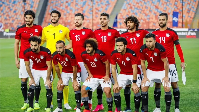 منتخب مصر يطير إلى أنجولا بطائرة خاصة