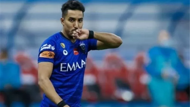 الهلال يتفوق على الأهلي مع بداية الشوط الثانى