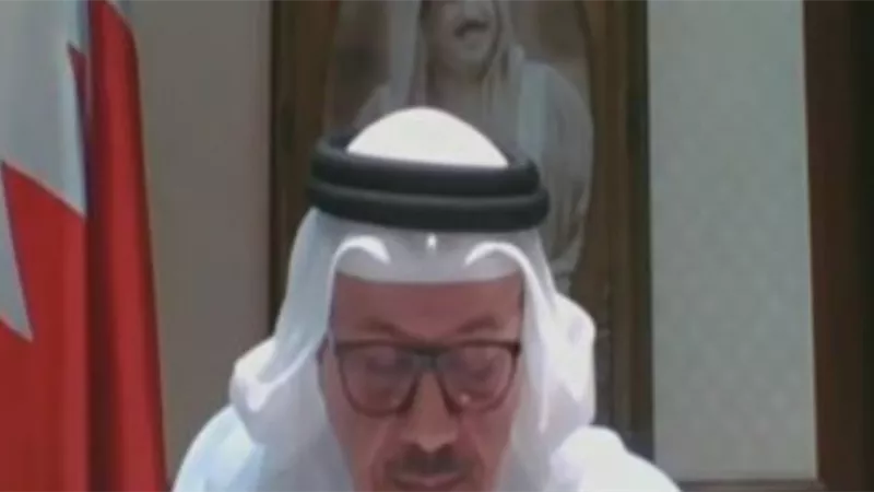 البحرين تطالب السفير اللبنانى مغادرة أراضيها خلال 48 ساعة