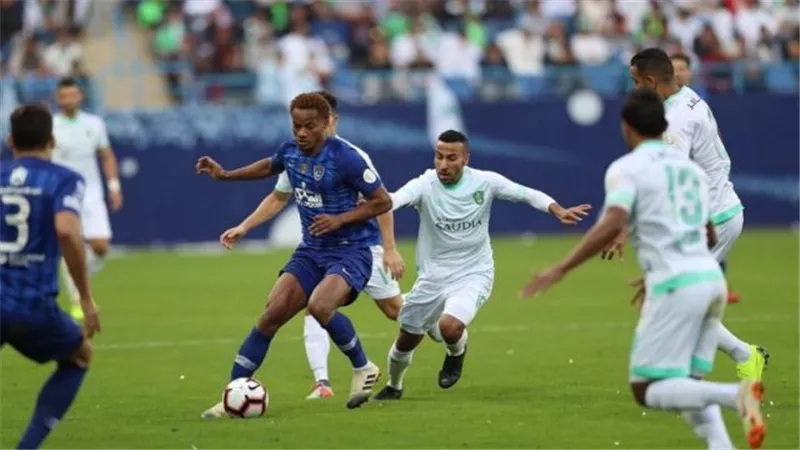 مفاجأة بشأن احتجاج الهلال السعودى على مشاركة النقاز مع اهلى جدة فى الكلاسيكو