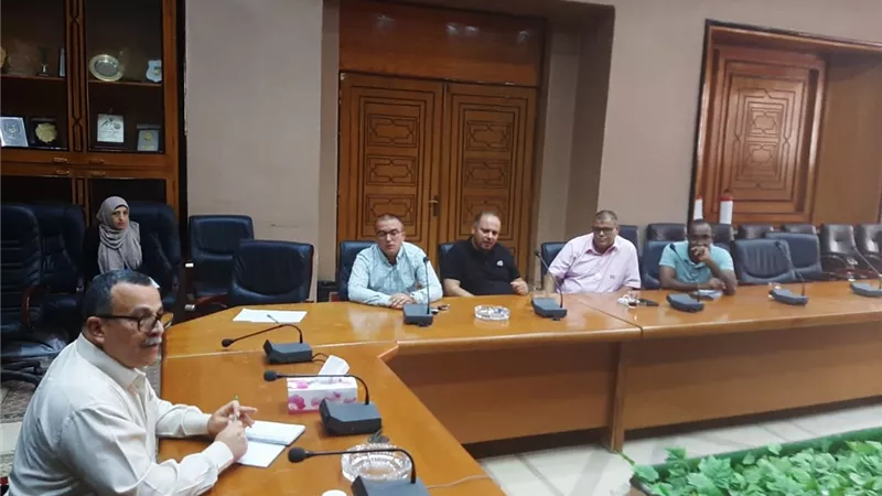 الانتهاء من جميع مرافق المحور الساحلى بالعريش الثلاثاء القادم