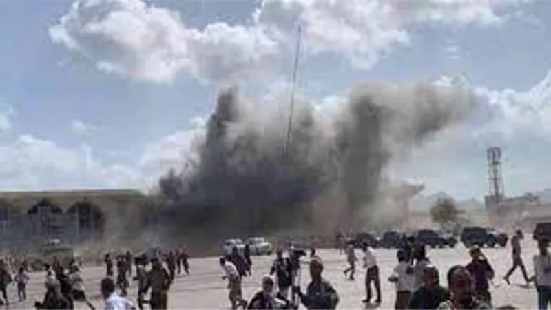 انفجار عنيف يهز مطار عدن الدولي جنوبي اليمن وأنباء عن سقوط ضحايا