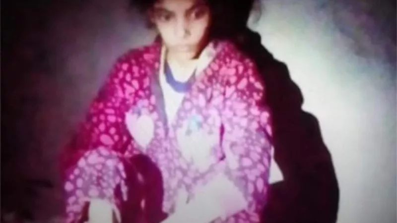 أهالي قرية بالدقهلية يعثرون علي طفلة مقيدة منذ 3 سنوات بمنزل مهجور
