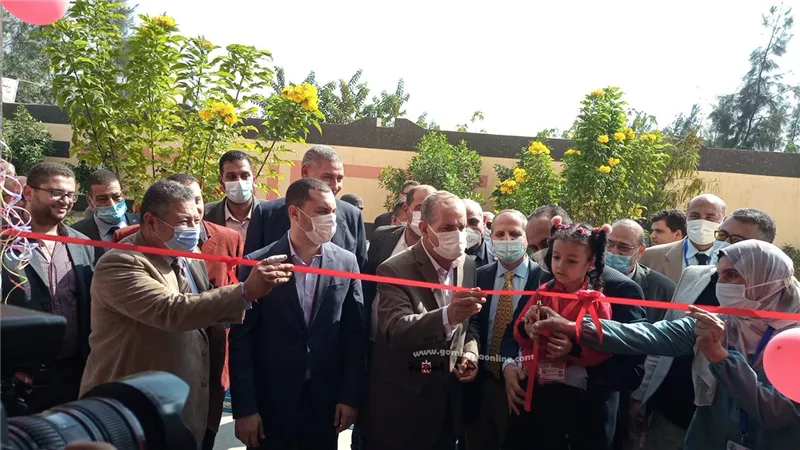 بالصور .. محافظ كفرالشيخ يفتتح مدرسة لغات بسيدى سالم