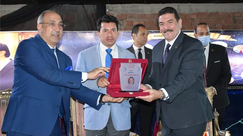وزير الشباب يفتتح المقر الجديد لنقابة المهن الرياضية