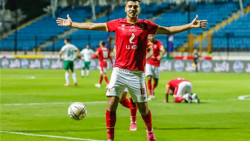 أول تعليق من حارس البنك الأهلى بشأن هدف محمد شريف