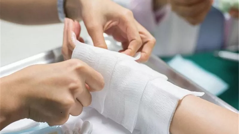 حكم استخدام جلد الخنزير لعلاج مرضى الحروق؟ ..دار الإفتاء تجيب
