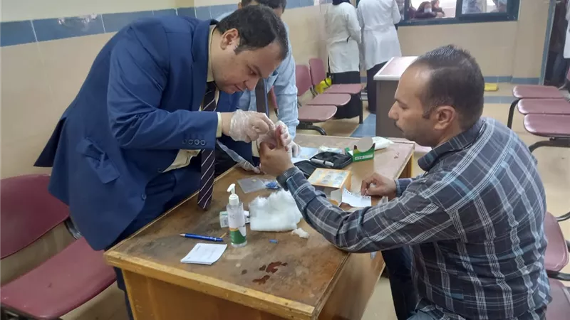 استمرار الكشف على المواطنين على مدار يومين لأمراض السكر والكلى بالمجان بمستشفى أزهر أسيوط