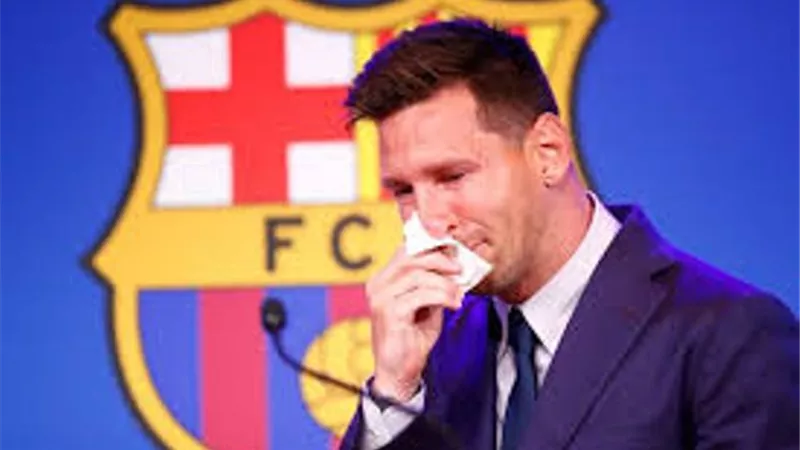 ميسي يكشف عن منصبه المفضل في برشلونة