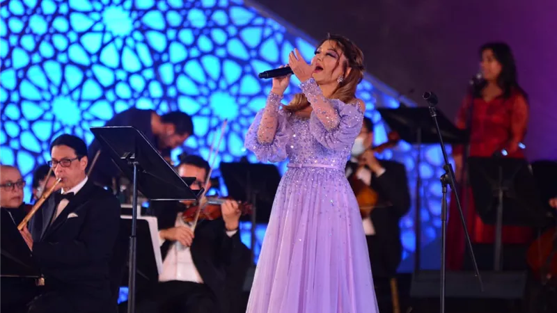 سميرة سعيد تتالق فى سماء مسرح النافورة وزياد برجى يقدم التحية لمصر وشعبها.. صور