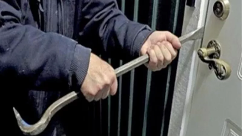 الكاميرا الخفية كشفت الحرامية.. ضبط 