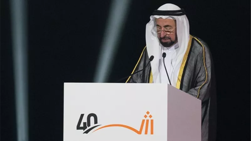 بحضور وزيرة الثقافة المصرية حاكم الشارقة يفتتح الدورة الـ 40 من 