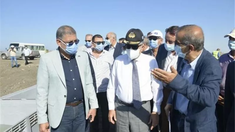 الفريق ربيع يتفقد معدية الأفراد بالقنطرة غرب في الإسماعيلية ..صور