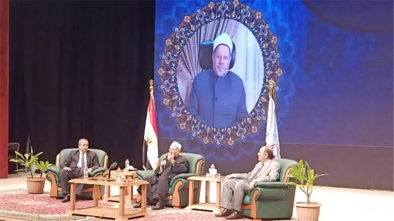 مفتي الجمهورية: تجديد الخطاب الديني هو توصيل الدين في شكله الحضاري