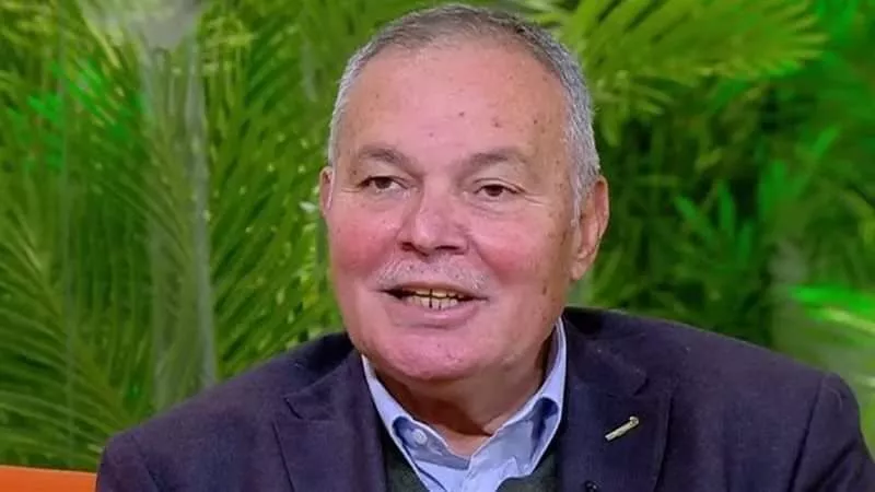 شريف كمال يستمر فى منصب الرئيس بعد إنتخابات إتحاد الهوكى