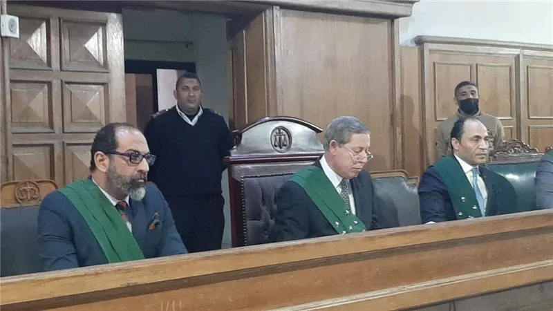 إحالة عامل للمفتي لاتهامه بمواقعة ابنته رغماً عنها بالدقهلية