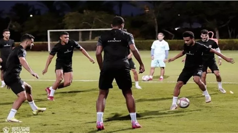 تقسيمة قوية بين لاعبي الزمالك إستعداداً لمواجهة الأهلى غداً