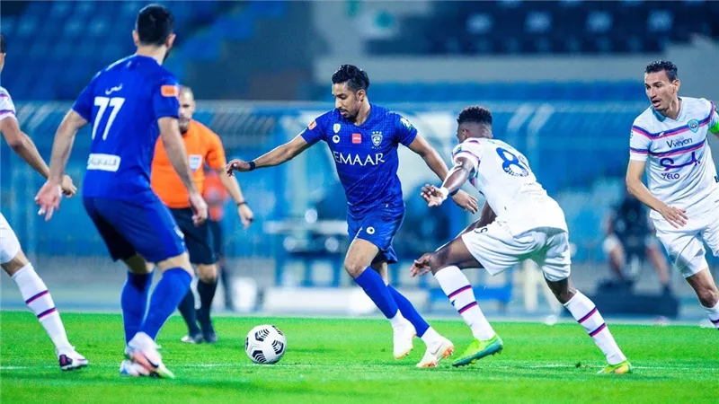 الدورى السعودى.. الهلال يستعيد نغمة الانتصارات بهدفين فى شباك ضمك