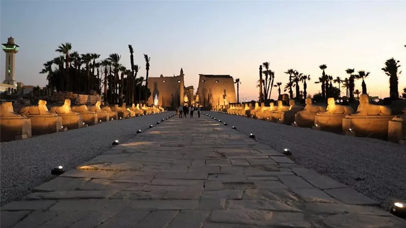 وزير الآثار : الاعلان عن موعد افتتاح طريق الكباش خلال أيام والعالم يترقب الحفل